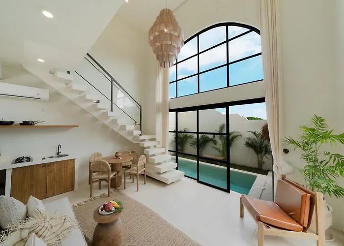 Indah Rose Bali Ferienhaus *