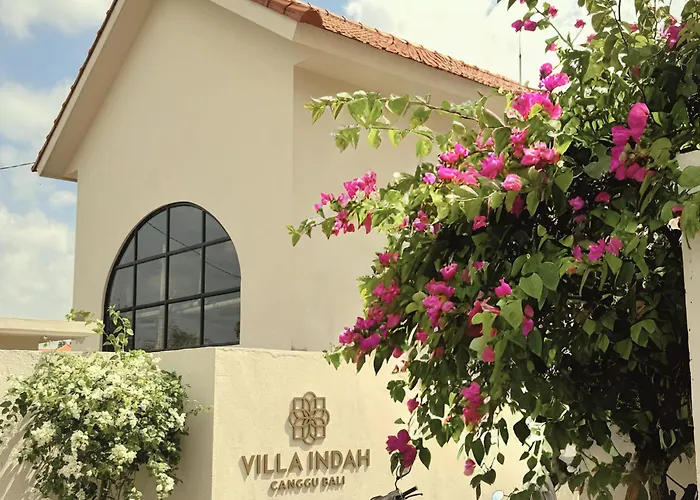Indah Rose Bali Ferienhaus Canggu